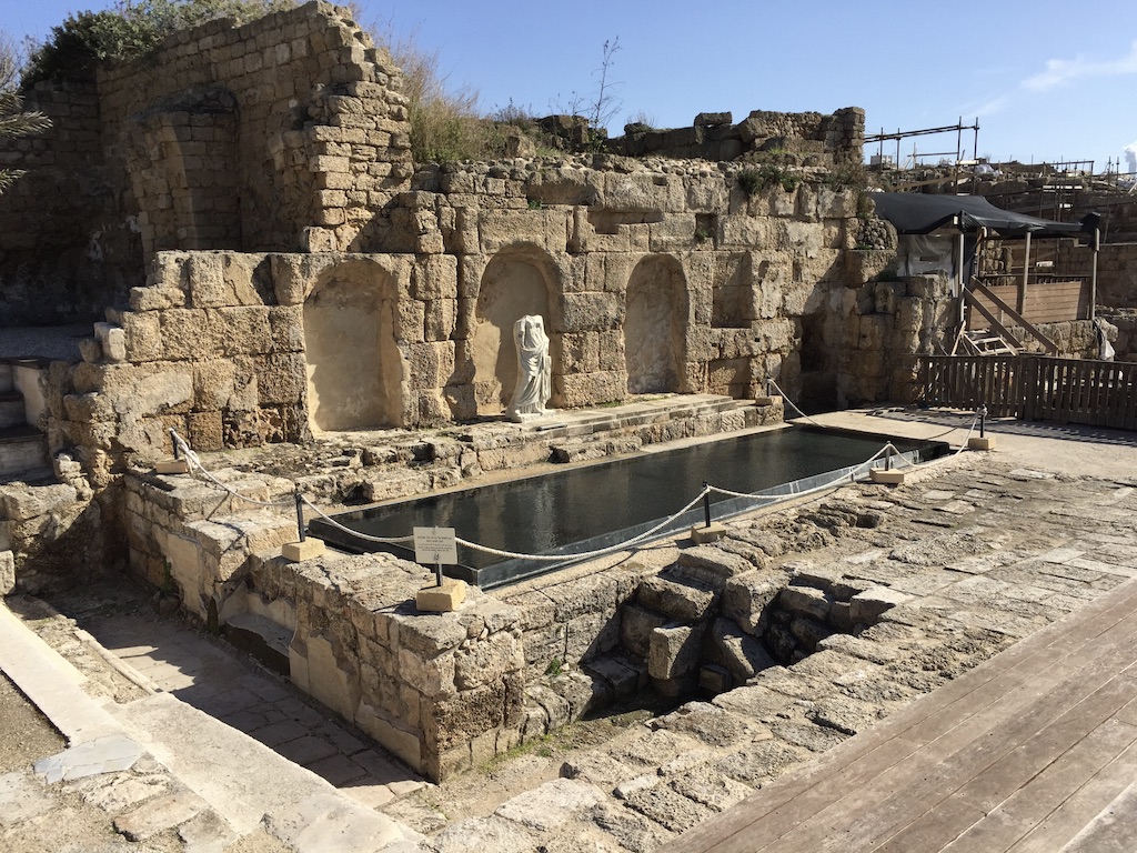 B6DFB357-F546-44ED-96B6-57CC39D7DD19_1_105_c